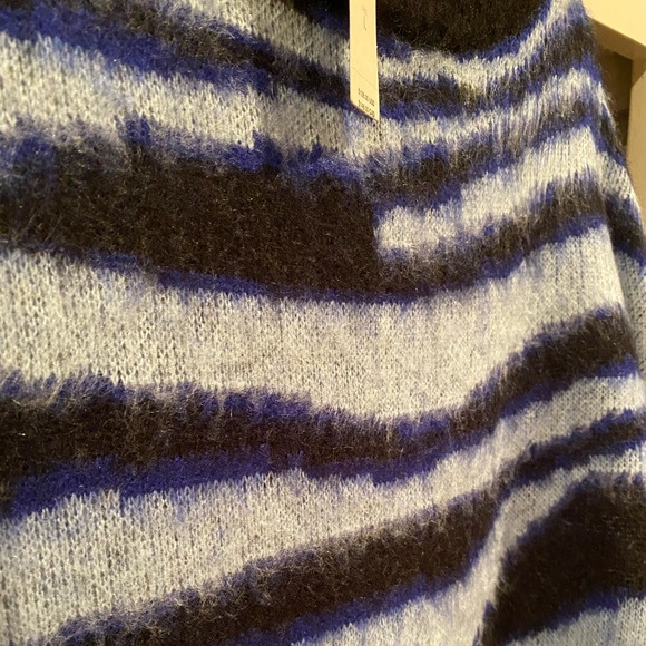 NWT Anthropologie Eyelash Sweater size Large - Picture 4 of 9